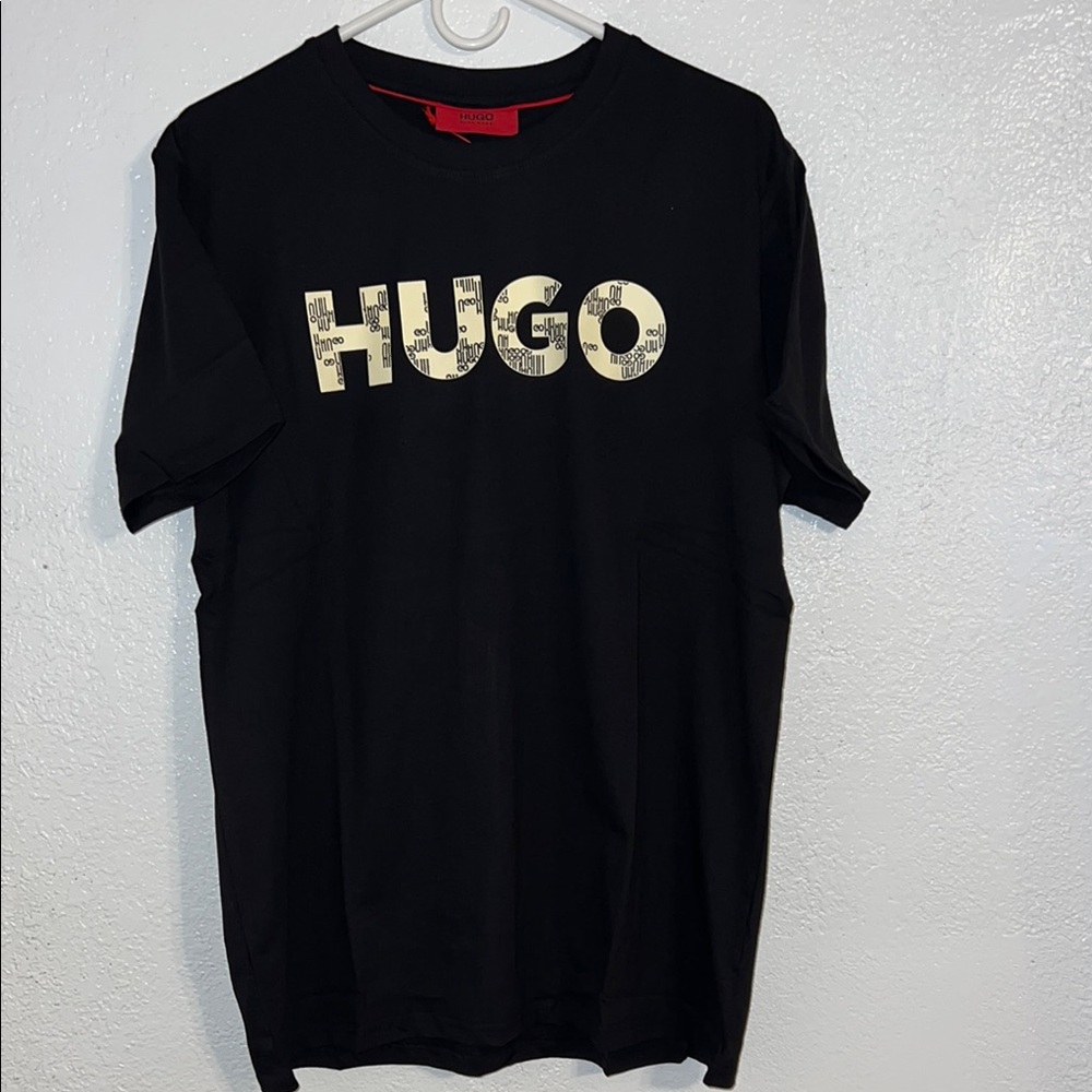 HUGO BOSS CREWNECK TSHIRT